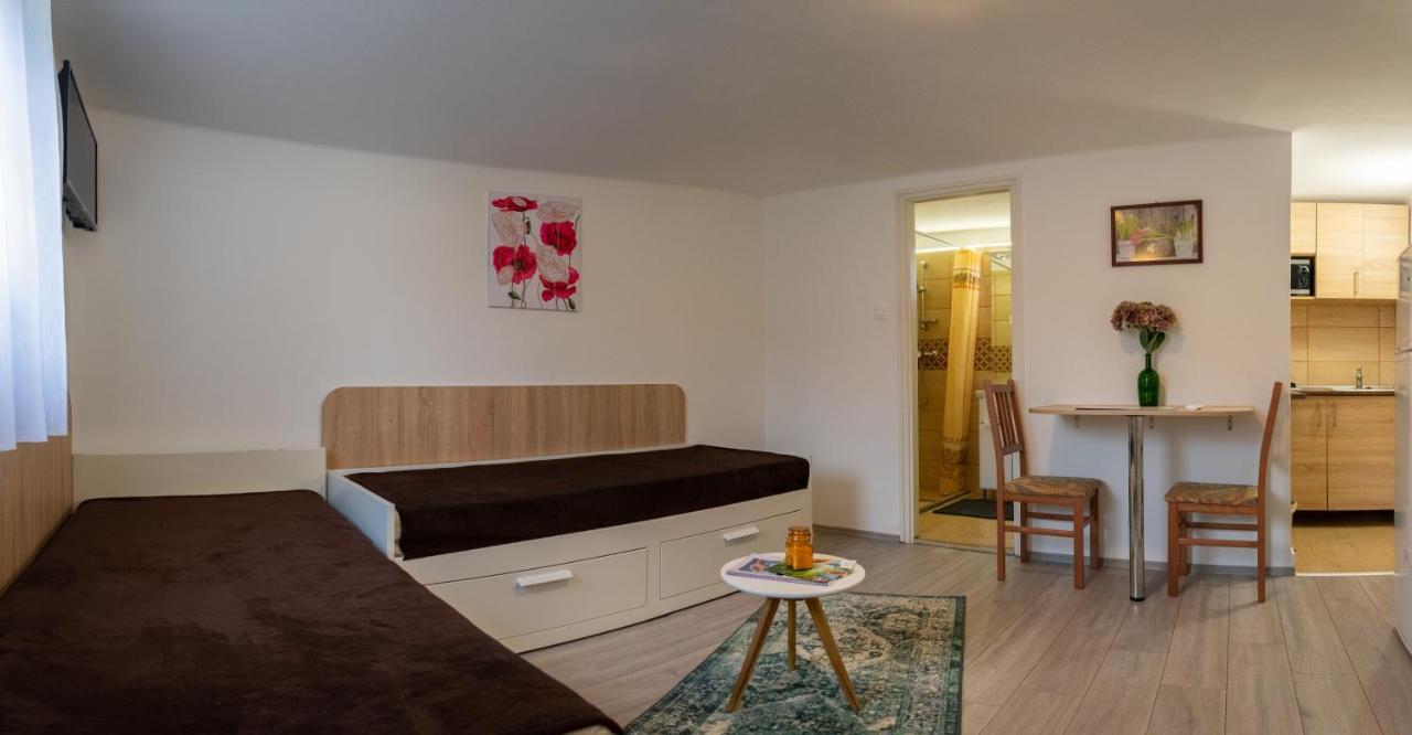 Silentium Garden Apartman Sárvár Eksteriør billede